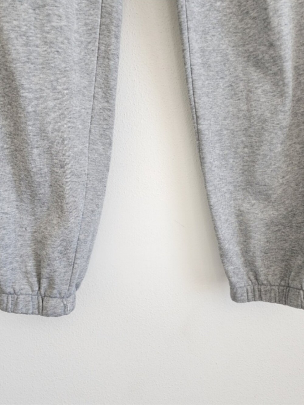 Nike Gray Sweatpants Sportswear Essential Womens Fleece Joggers Small Heather - Picture 3 of 10